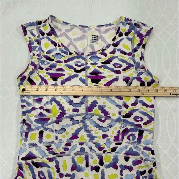 Title Nine Dream Athletic Dress White
Purple Watercolor Geometric Print Size S - Picture 5 of 9